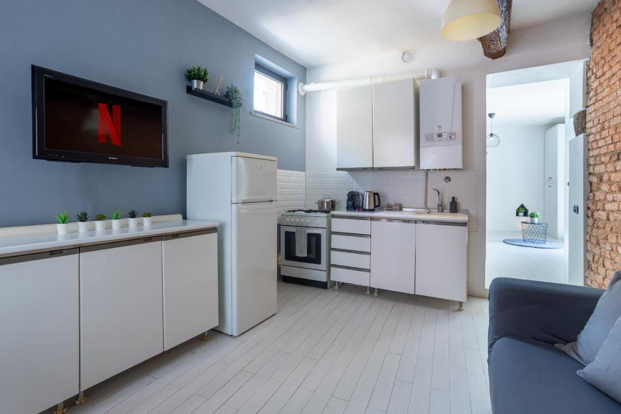 Ferienwohnung Centro Storico • Wi-Fi, Netflix E Terrazzo Pavia Exterior foto